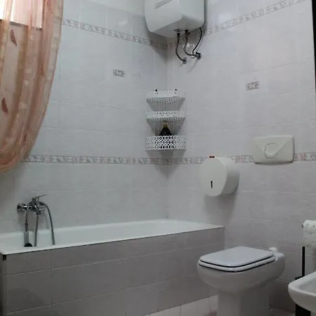 Piccolo Ulivo 1+2 Holiday home *